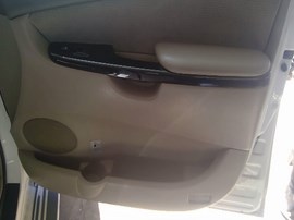 2005 TOYOTA SIENNA, WHITE, LE, 3.3L, AT. FWD,  Z25010